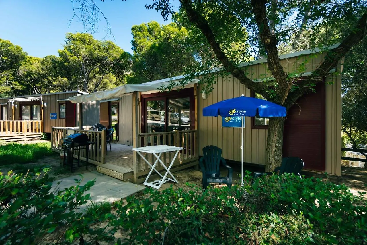 Parque de vacaciones Castell Montgri - Mobile Homes By Lifestyle Holidays L'Estartit