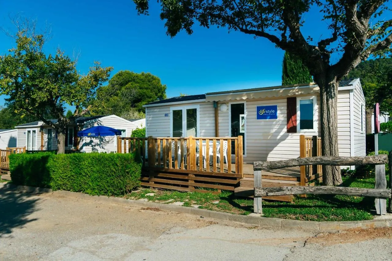 Parque de vacaciones Castell Montgri - Mobile Homes By Lifestyle Holidays L'Estartit España