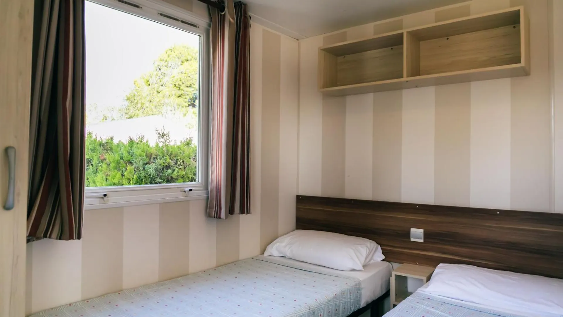 פארק נופש ל'אסטרטיט Castell Montgri - Mobile Homes By Lifestyle Holidays ספרד