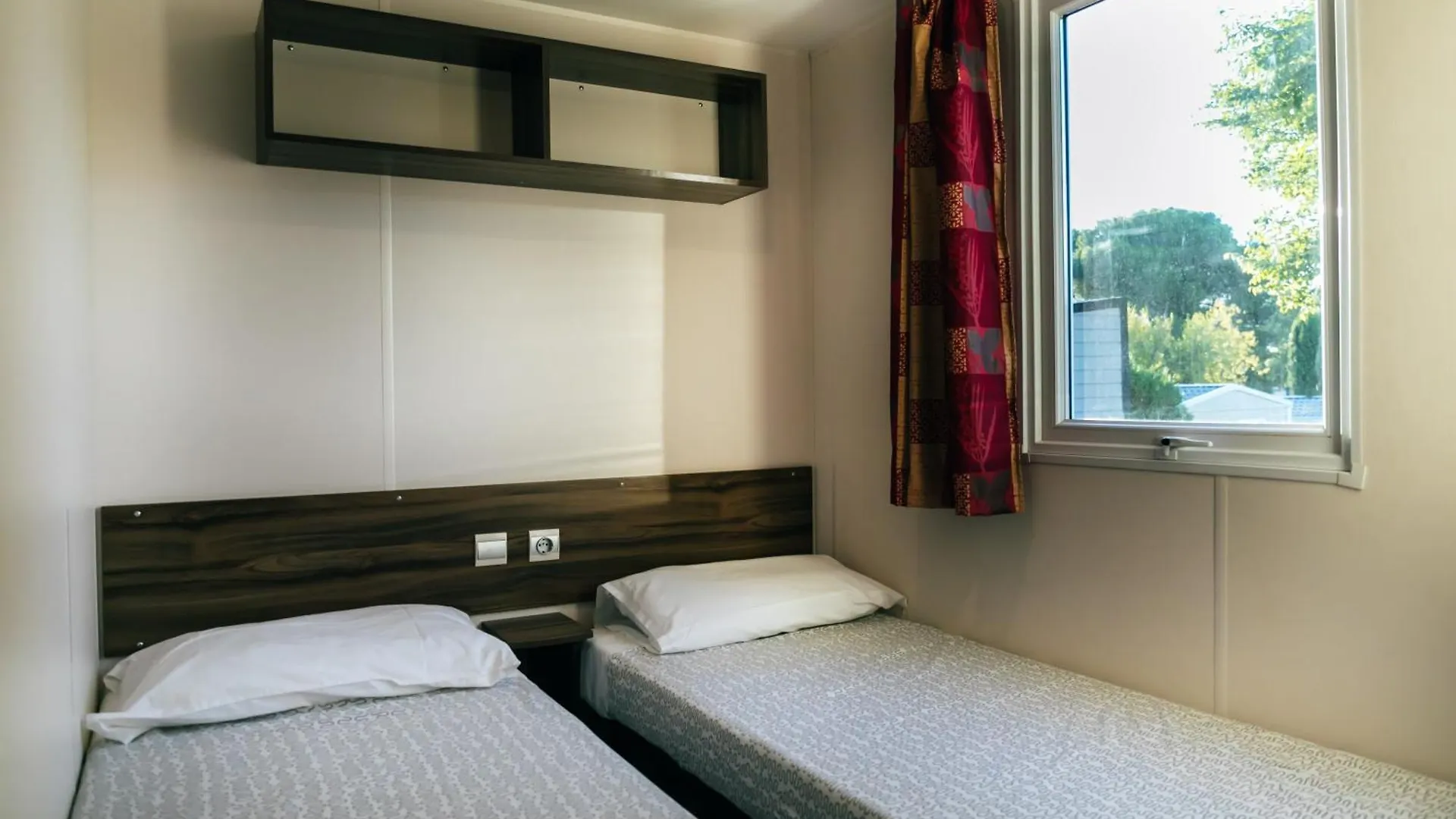 ל'אסטרטיט Castell Montgri - Mobile Homes By Lifestyle Holidays ספרד