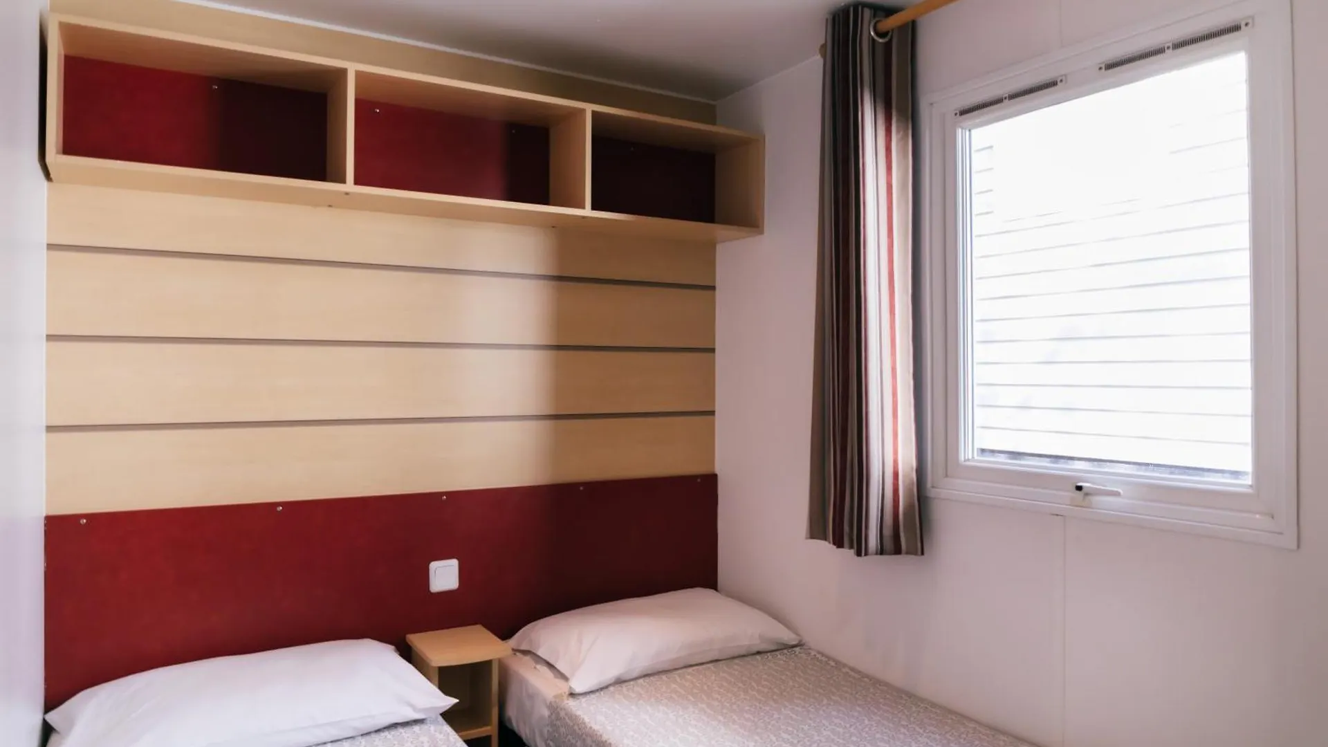 ל'אסטרטיט Castell Montgri - Mobile Homes By Lifestyle Holidays