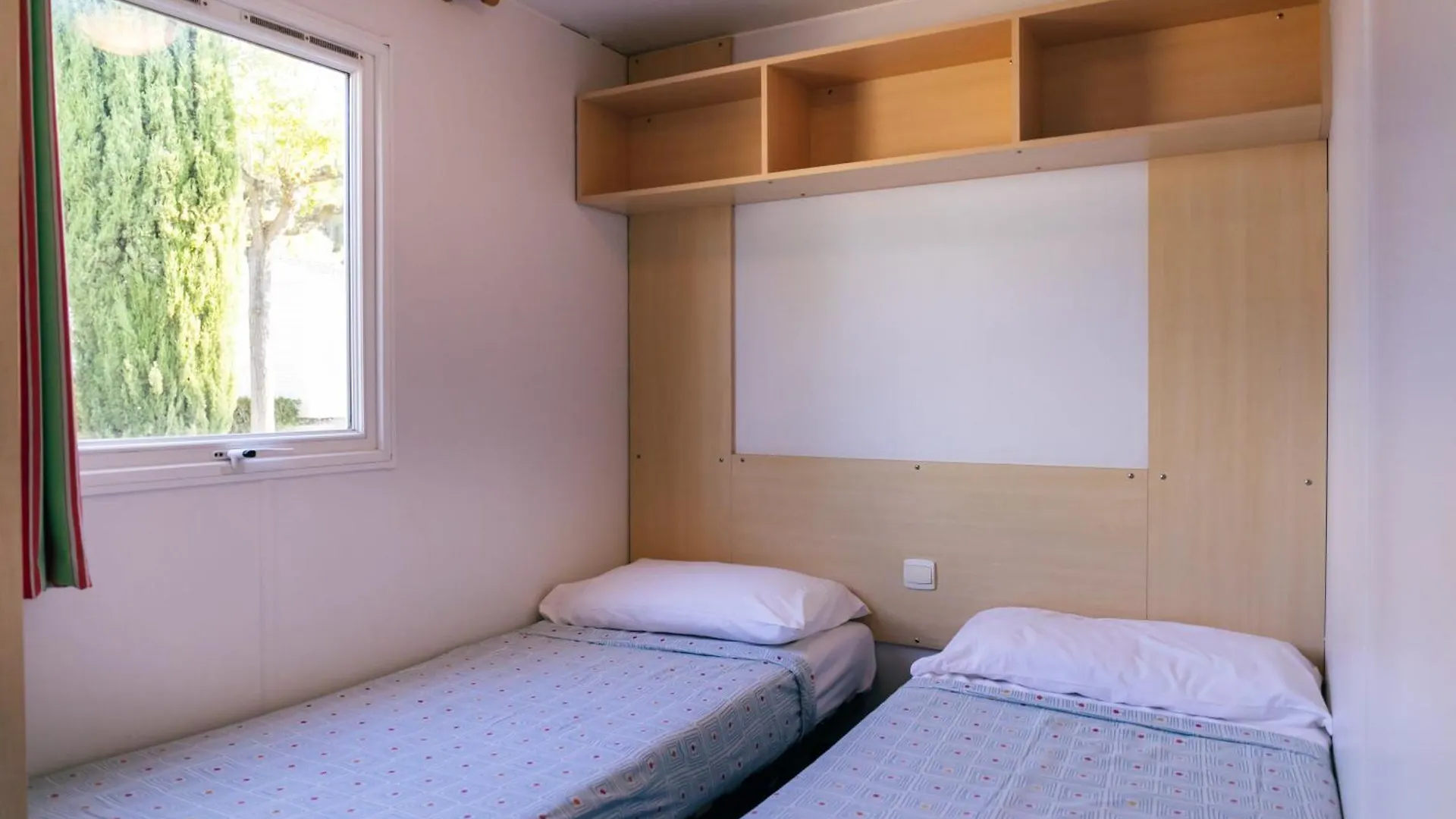 ל'אסטרטיט Castell Montgri - Mobile Homes By Lifestyle Holidays 0*,